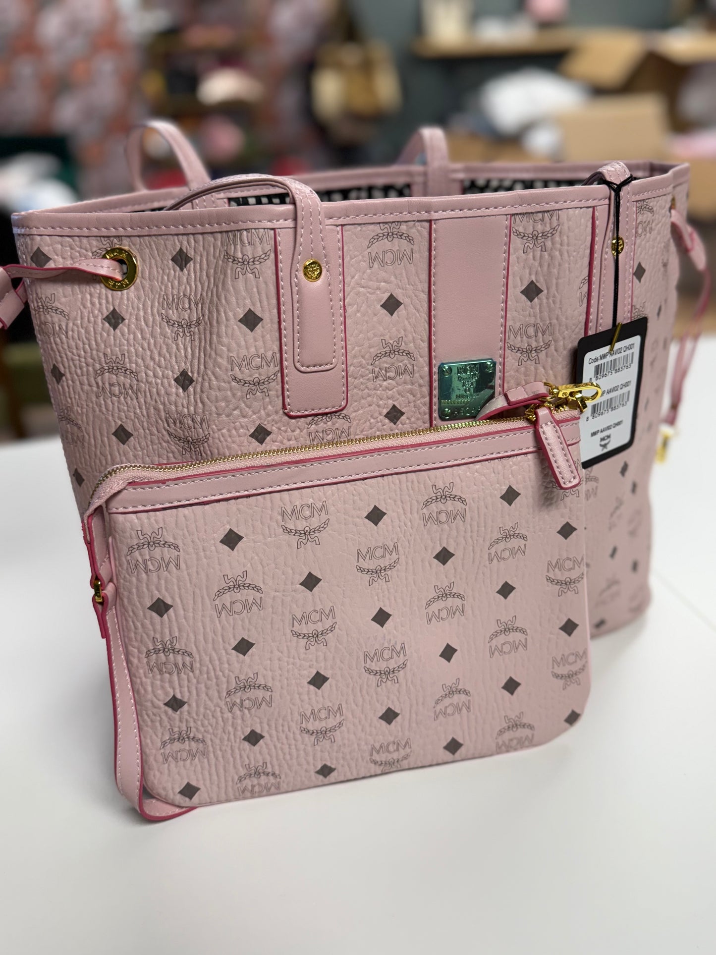 REVERSIBLE LIZ SHOPPER in pink